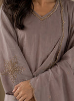 Mauve Elegance Embroidered Kurta Set